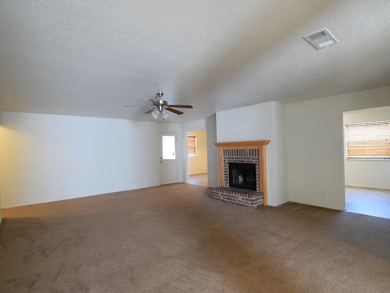 3401 Lorena Dr — Photo 11