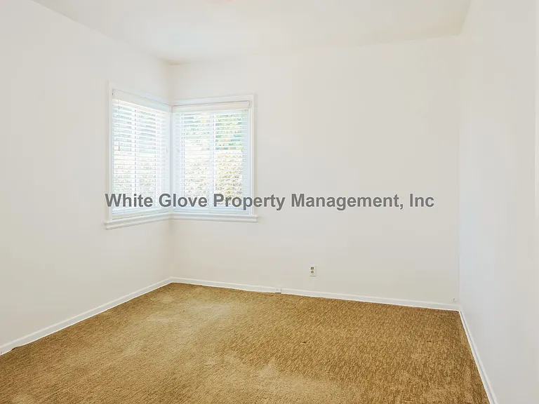 1636 W Maxzim Ave — Photo 12