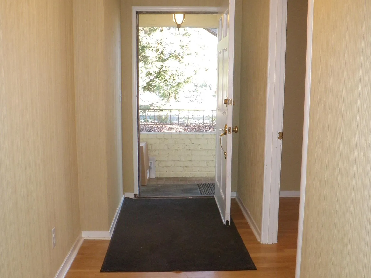 1 bed, 750 sqft, $3,950 — Photo 2