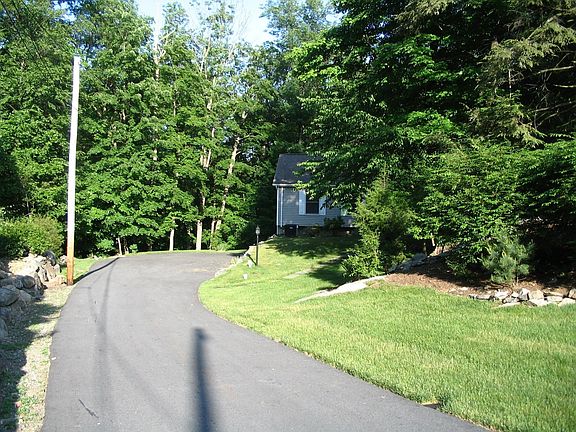 200' paved driveway
