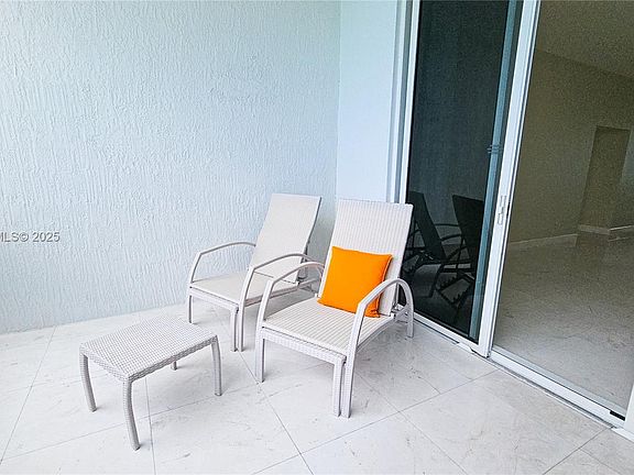 5th image of 15901 Collins Ave APT 2106
