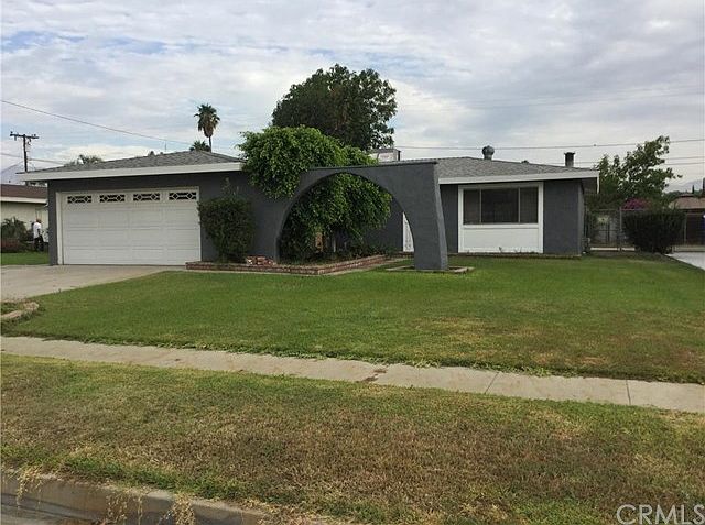 1st image of 18730 Sequoia Ave