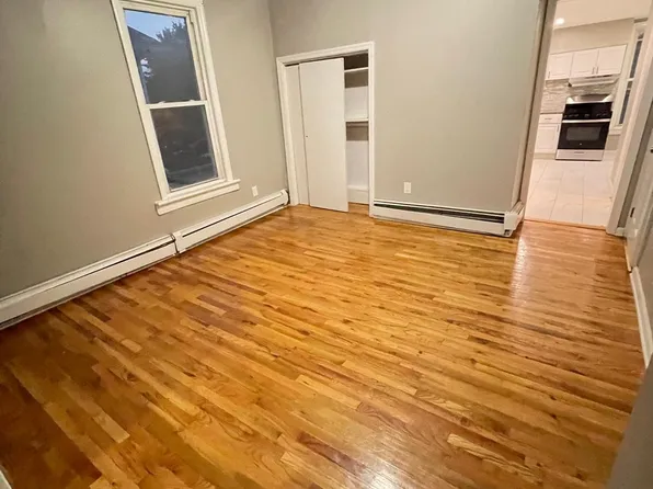 708 Jefferson Ave Floor 2, Elizabeth, NJ 07201