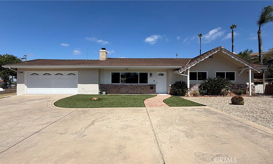 1st image of 1744 Elser Ln