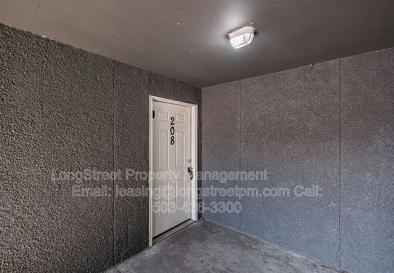 208 5th Ave SE #208 — Photo 11