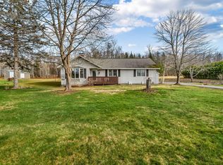 272 Enfield Road, Lincoln, ME 04457