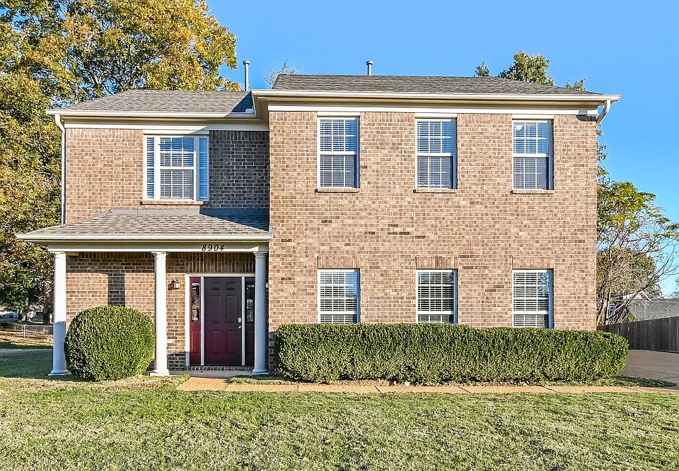 1st image of 8904 Courtly Cir N