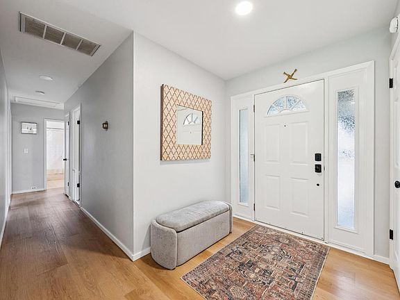3rd image of 24 Lawrence Drive