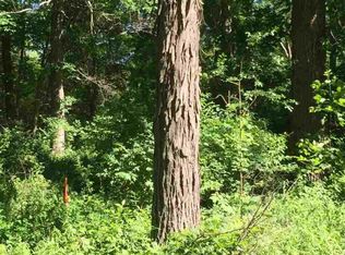 4394 Red Bank Ct, Green Bay, WI 54311