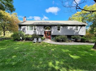 67 Whipstick Rd, Ridgefield, CT 06877