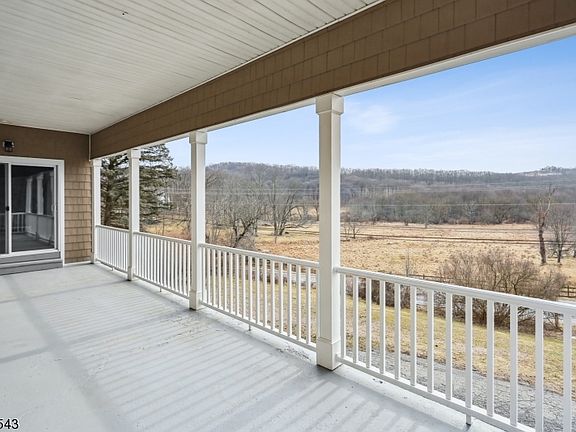 3rd image of 69 Unionville Rd