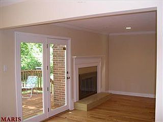2nd image of 1210 Glenvista Pl