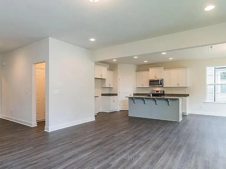 153 Burford Way — Photo 3