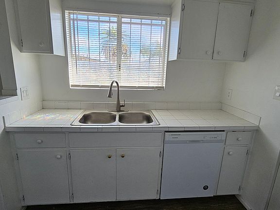 5th image of 1623-1641 N Santa Rosa Ave #Santa1635