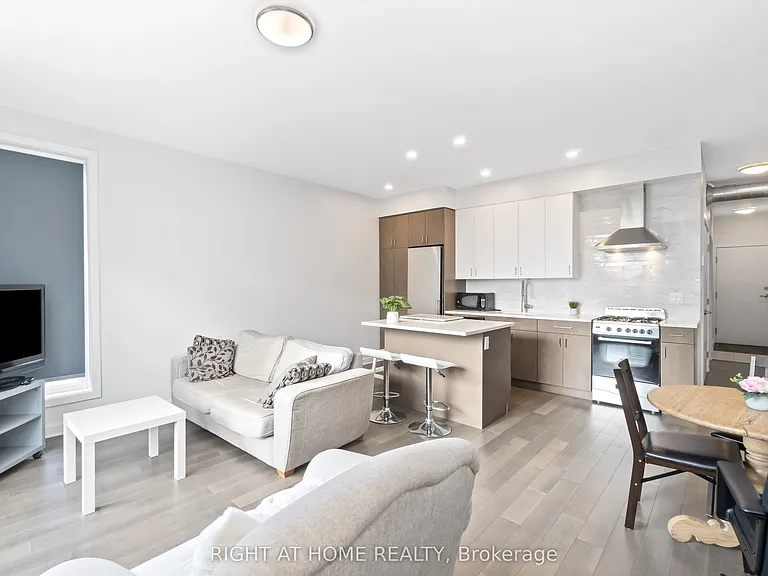 22 Perkins St #305 — Photo 6