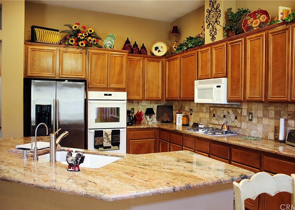 1st image of 41895 Brook Ct
