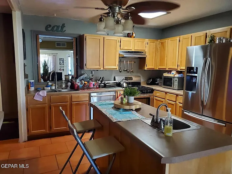 2705 Jackson Ave — Photo 8