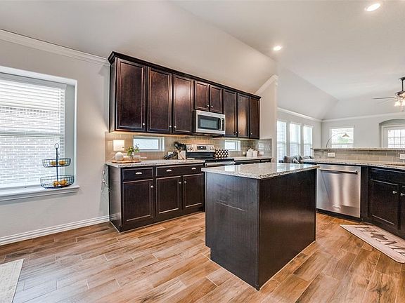 2nd image of 4612 Lake Cove Way