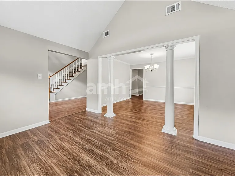 26 Heritage Way — Photo 8