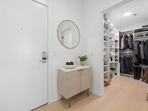 3rd image of 1648 W Division St #707