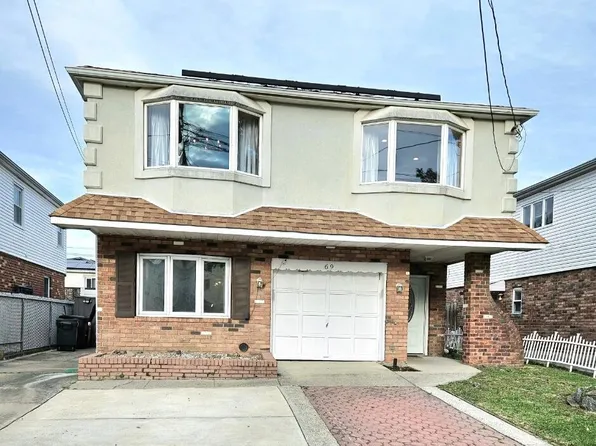 69 McVeigh Ave, Staten Island, NY 10314