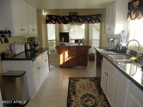 1st image of 3009 E Cannon Dr