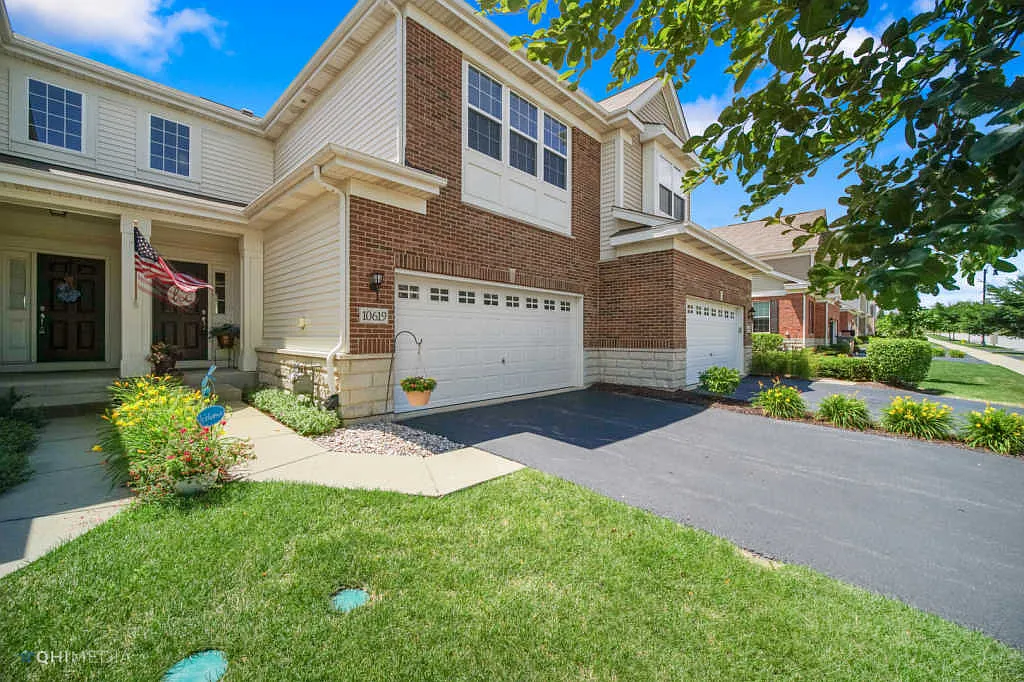 10619 153rd Pl photo 1