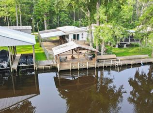 19205 River Bend Rd, Maurepas, LA 70449