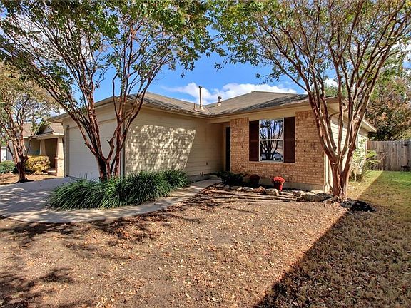 4th image of 228 Tolcarne Dr