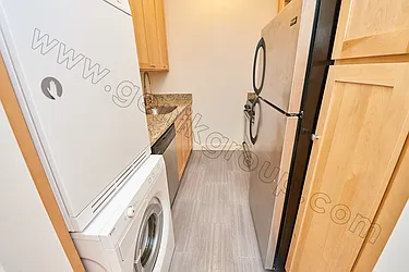 Rented by Genik Group Corp