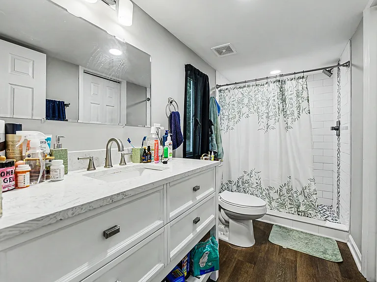 309 Farrell St — Photo 13
