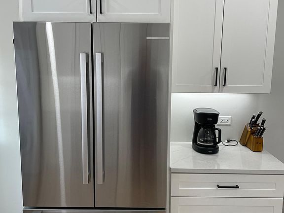 5th image of 1835 W Wellington Ave #2