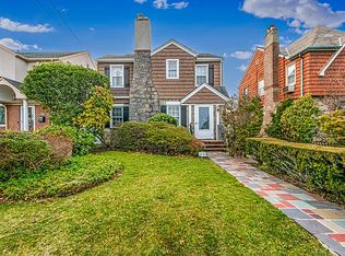2618 202nd St, Bayside, NY 11360