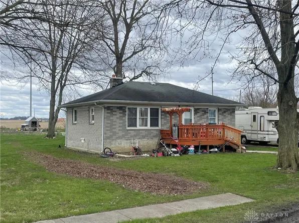 428 Ohio Ave, Fostoria, OH 44830