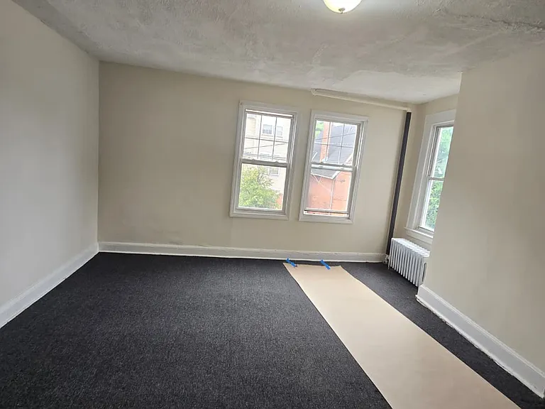 14 Nursery St #2 — Photo 6