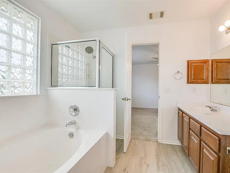 1628 Poppy Seed Ln — Photo 12