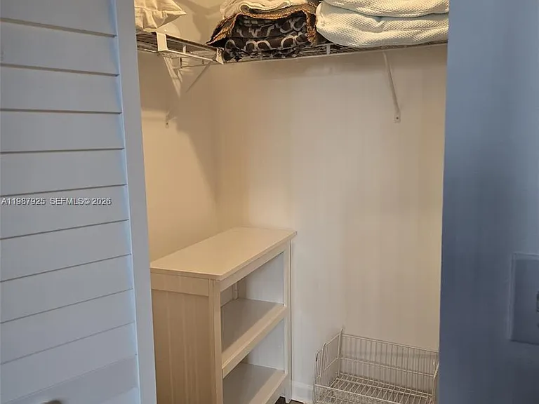 18800 NE 29th Ave #321 — Photo 5