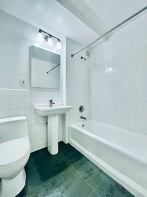 Rented by Metropolitan Property Group | media 33