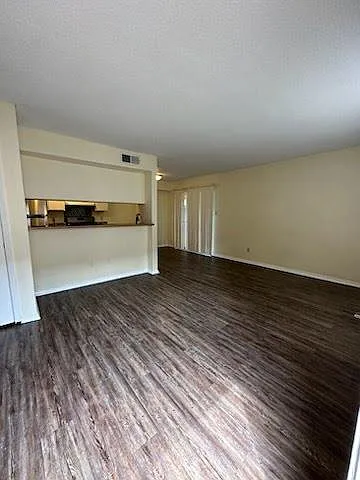 Building Photo - 1317 Southport Dr #D