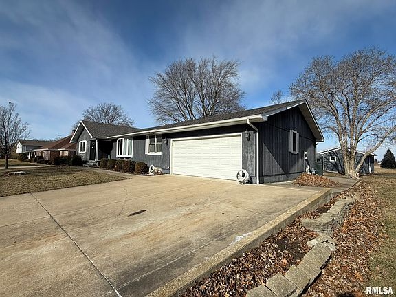 3rd image of 205 Ingersoll Blvd