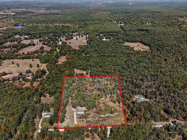 10196 Sweetwater Rd, Mineral Point, MO 63660