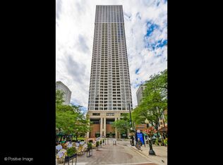 1030 N State St APT 18C, Chicago, IL 60610