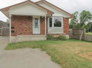 333 Spencleys Ln #1, Peterborough, ON K9H1S2