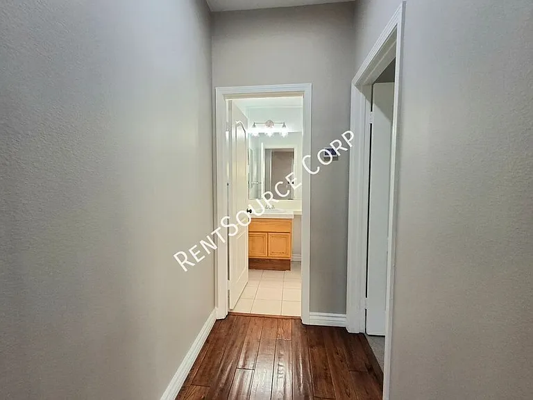 25361 Playa Serena Dr — Photo 11
