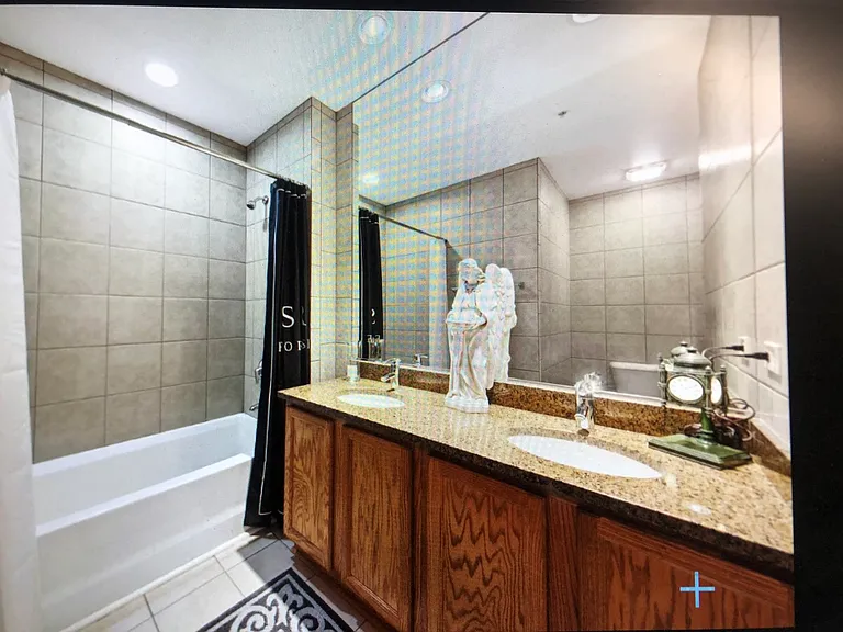1503 S State St #611 — Photo 11