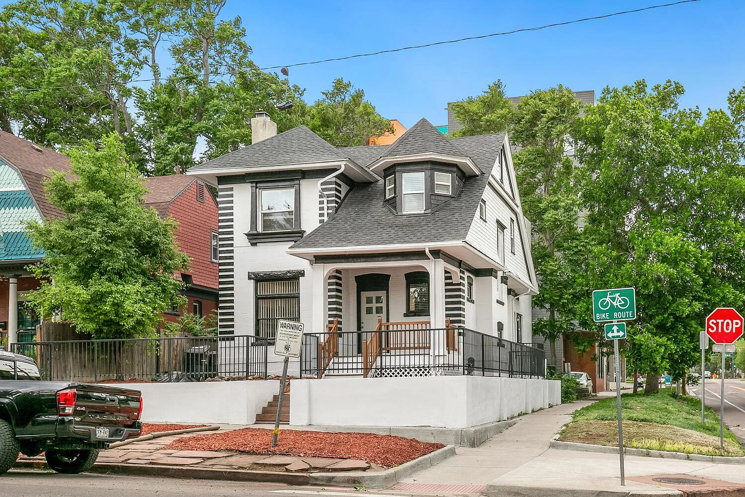 1579 N Franklin St — Photo 2