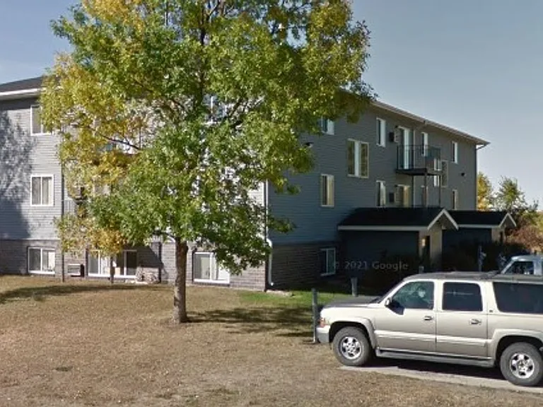 500 2nd St SW — Photo 1