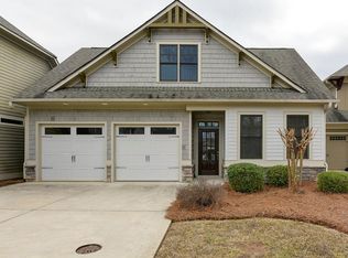 241 Highland Village Ln, Woodstock, GA 30188