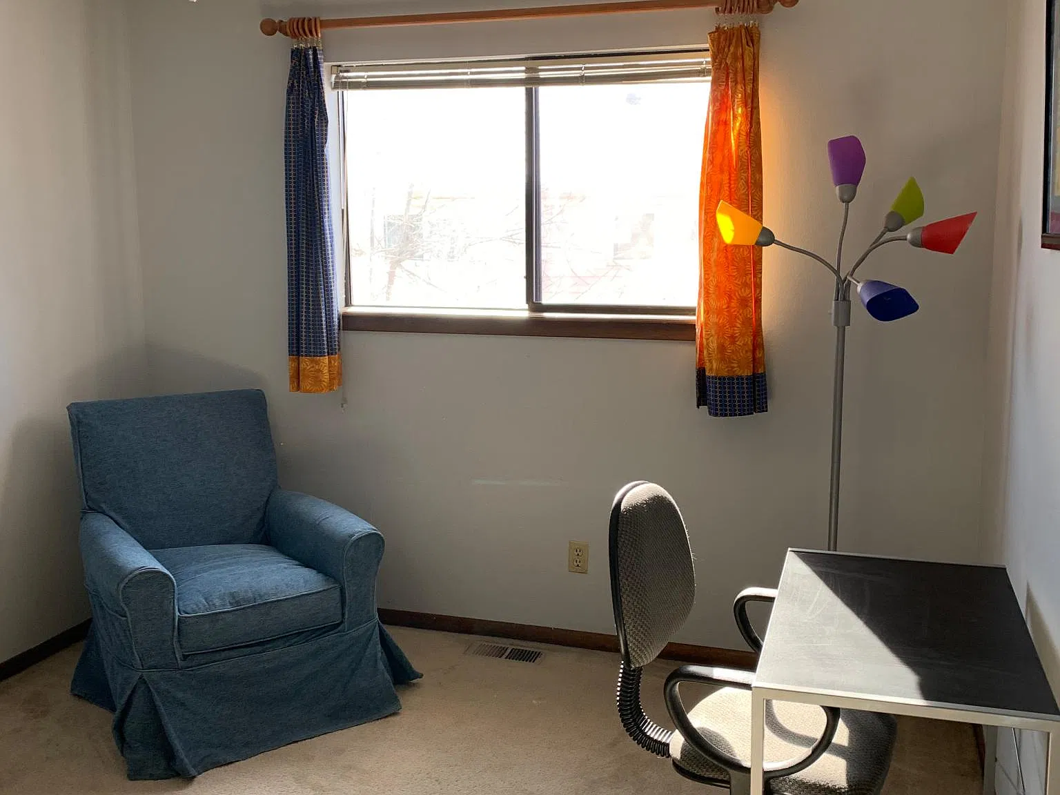 2 bed, 1.5 bath, 968 sqft, $5,000 — Photo 4