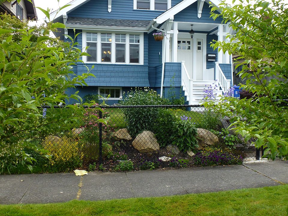 1st image of 1610 S Ainsworth Ave